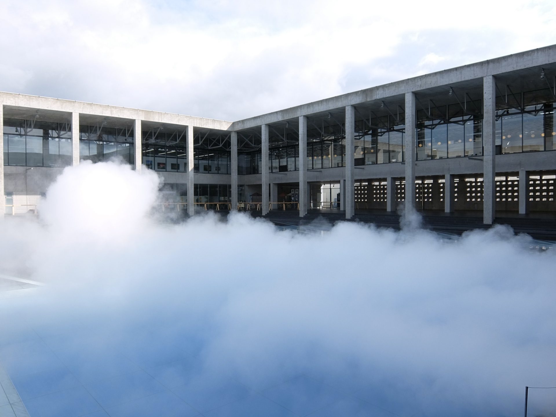 中谷芙二子　霧神楽