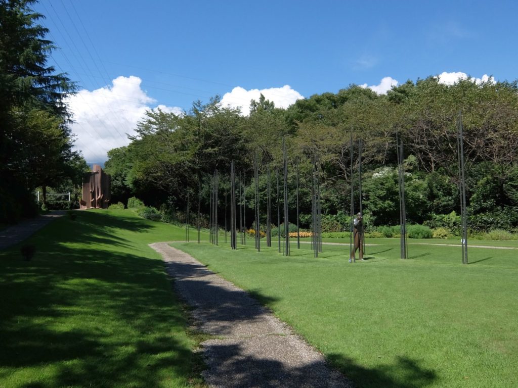 ヴァンジ彫刻庭園美術館