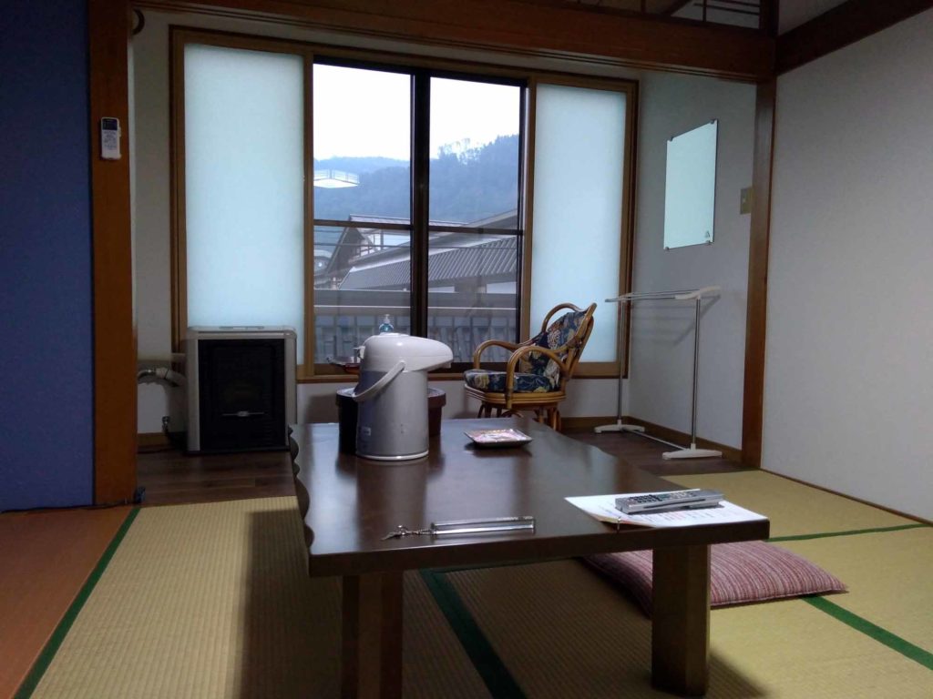 黒石温泉「山賊館」