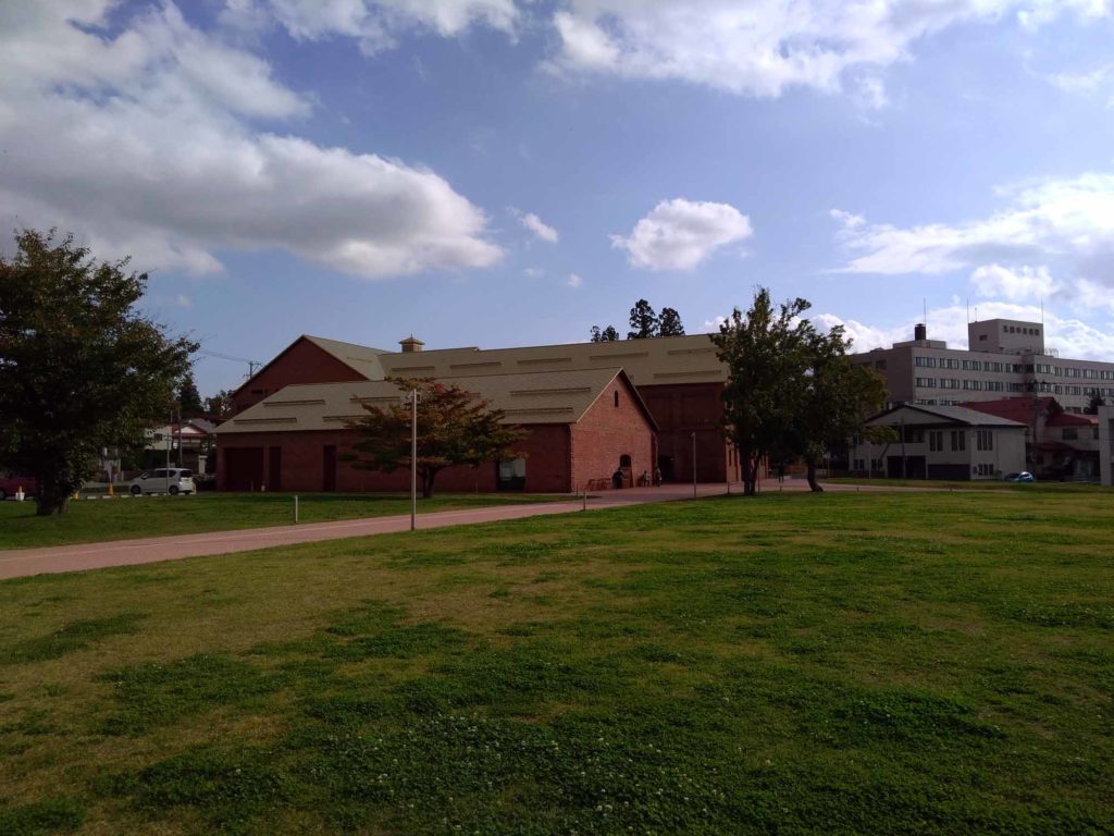 青森-レンガ倉庫美術館