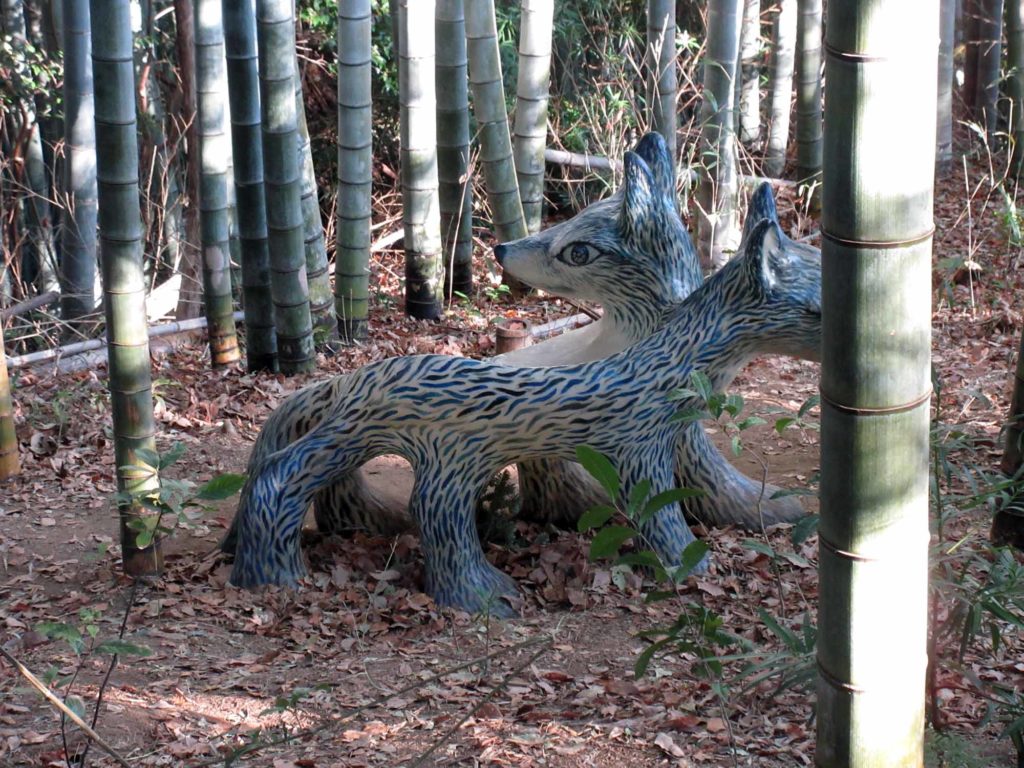 鴻池朋子「みる誕生」