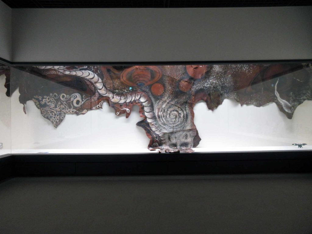 鴻池朋子「みる誕生」